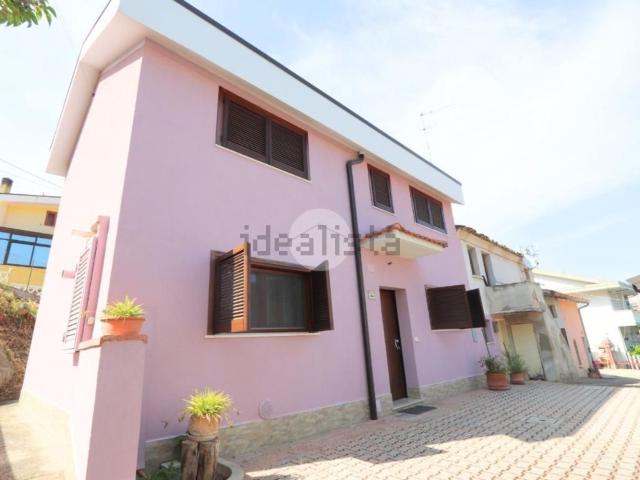 Casa in vendita a Pescara Colli, Pescara