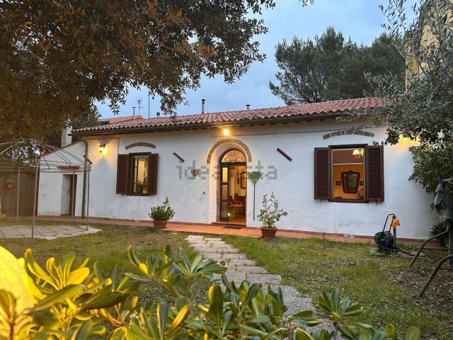 Casa in vendita a Rosignano Marittimo, Toscana