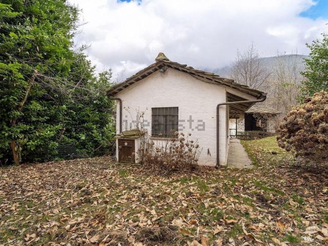 Casa in vendita a Colletta di Paesana, Paesana