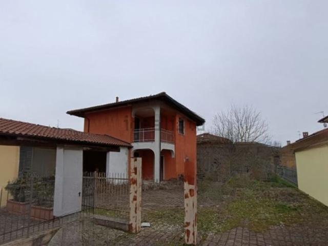 Casa in vendita a Piemonte, Vercelli