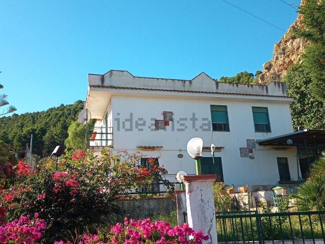 Casa in vendita a Altavilla Milicia, Sicilia