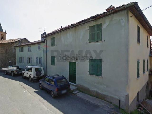 Casa in vendita a Mallare, Liguria