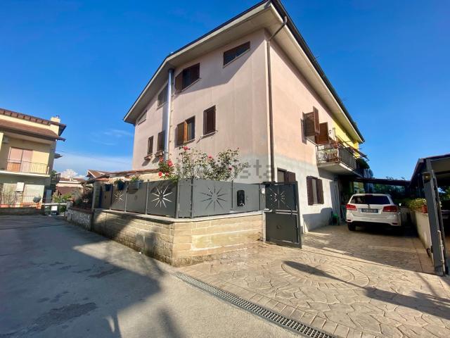 Casa in vendita a Roma Capitale, Lazio