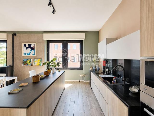 Casa in vendita a Meda, Lombardia