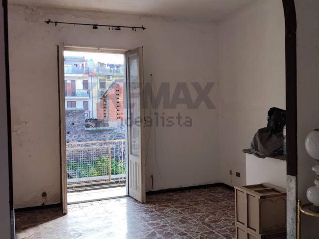Casa in vendita a Paternò, Sicilia