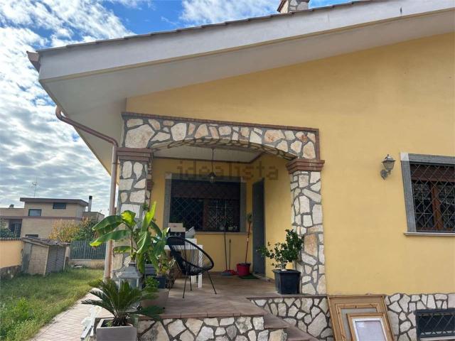 Casa in vendita a San Giorgio di Acilia, Roma Capitale