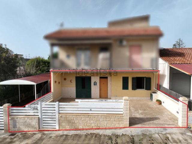 Casa in vendita a Villaggio Puccia, Modica