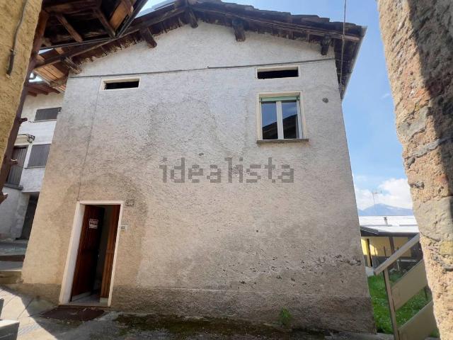 Casa in vendita a Ponte In Valtellina, Lombardia