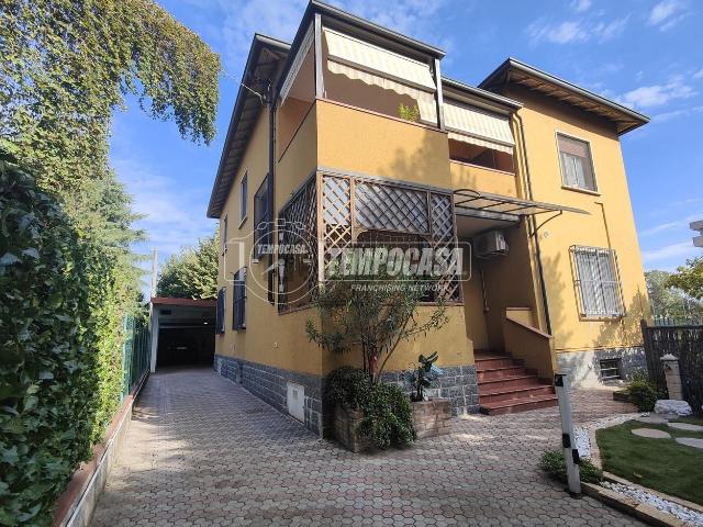 Casa in vendita a Dugnano, Paderno Dugnano