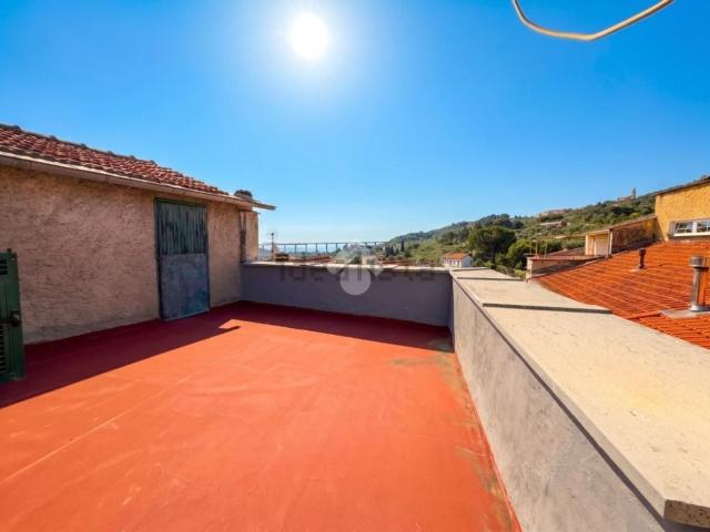 Casa in vendita a Poggi Superiore, Imperia
