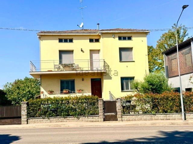 Casa in vendita a Tortiano, Montechiarugolo