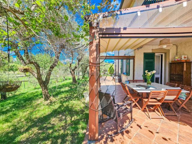 Casa in vendita a Cafaggio, Ameglia