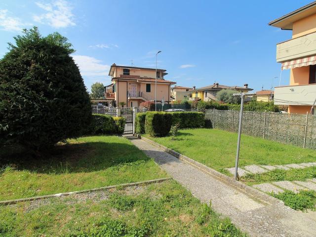 Casa in vendita a Altopascio, Toscana