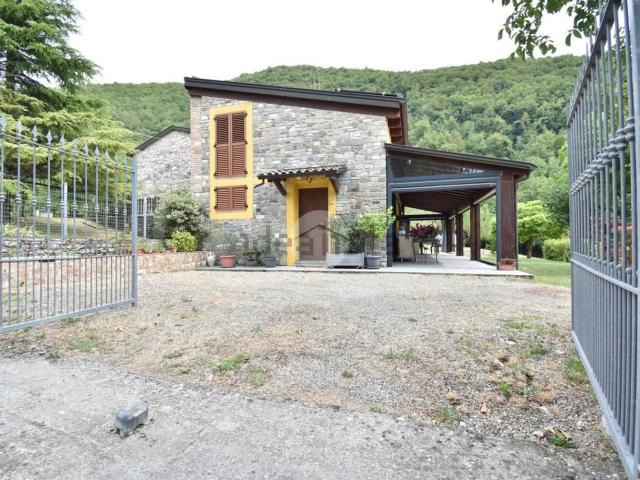 Casa in vendita a Ramiano, Calestano