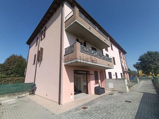 Casa in vendita a Unione Comuni Modenesi Area Nord, Mirandola
