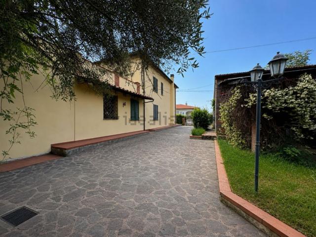Casa in vendita a Larciano, Larciano - Castello