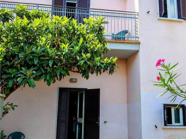 Casa in vendita a Marina di Carrara, Carrara