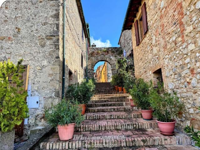 Casa in vendita a Monteguidi, Casole D'elsa