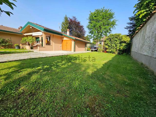 Casa in vendita a Briosco, Lombardia