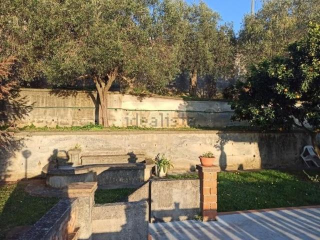 Casa in vendita a Rocca, Massa