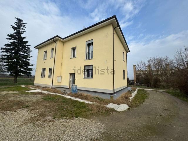 Casa in vendita a Unione Terre d'Acqua, Crevalcore