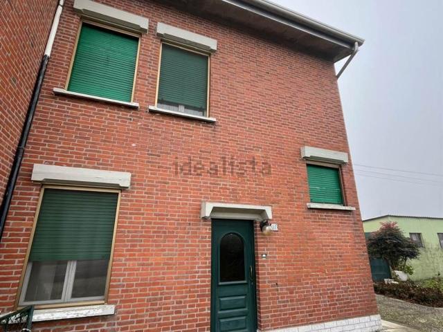 Casa in vendita a Viadana, Lombardia