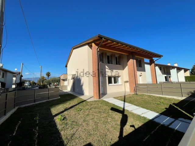 Casa in vendita a Fonte, Loria