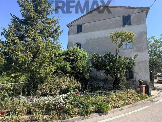 Casa in vendita a Marche, Ancona