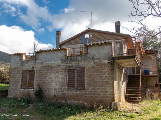 Casa in vendita a Guardea, Umbria