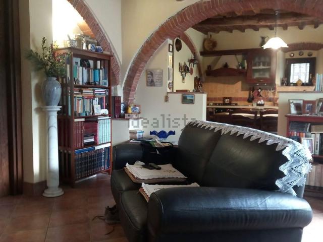 Casa in vendita a Perticata, Carrara