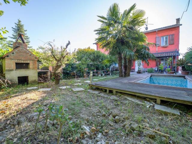 Casa in vendita a Torrile, Rivarolo
