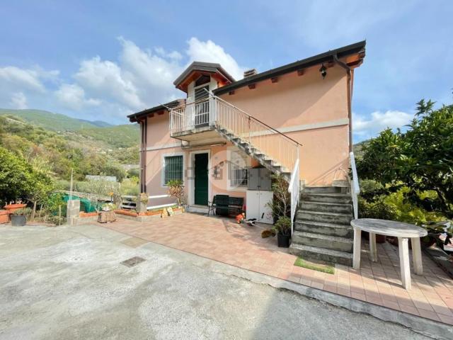 Casa in vendita a Suseneo, San Remo