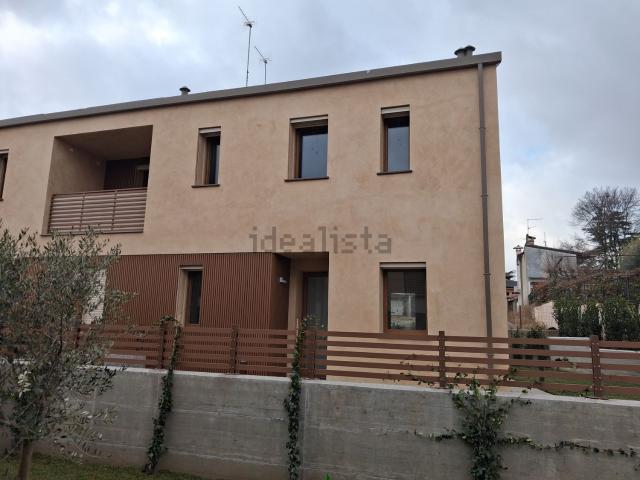 Casa in vendita a San Lorenzo, Castelnuovo Del Garda