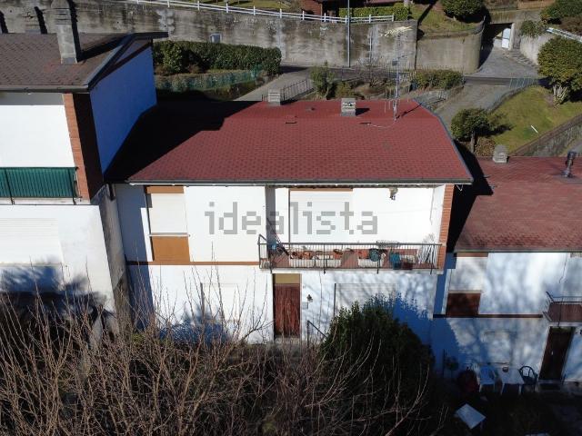 Casa in vendita a Comunità Montana Valli del Verbano, Laveno Mombello