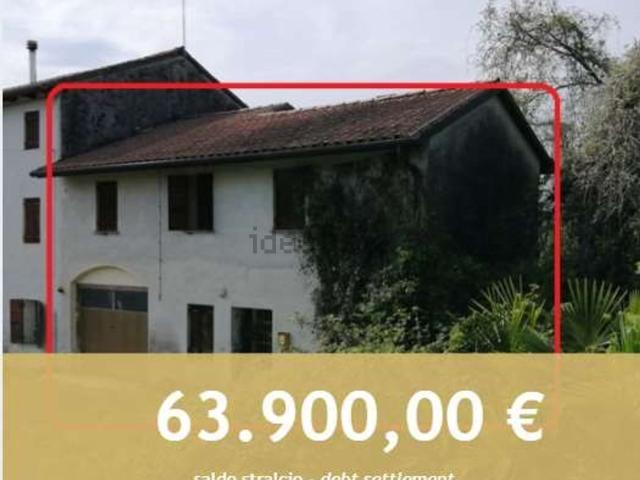 Casa in vendita a Spresiano, Veneto