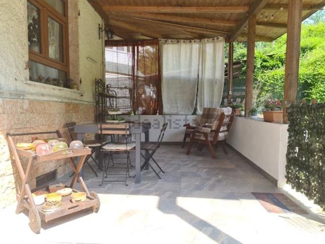 Casa in vendita a Beverino