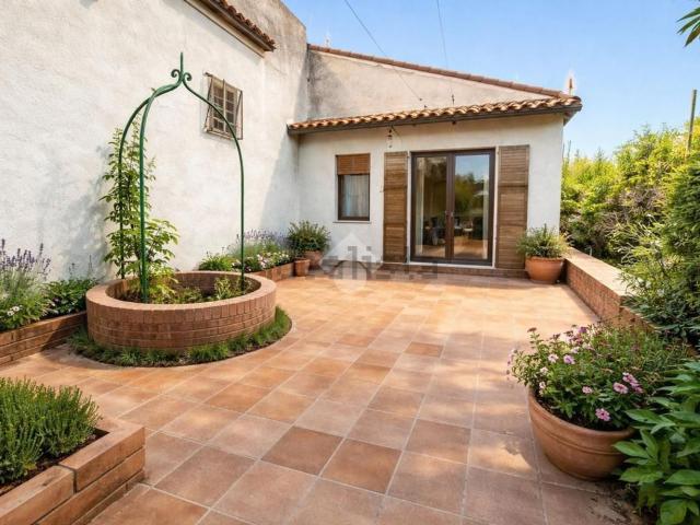 Casa in vendita a Carinaro, Caserta