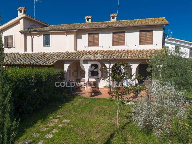 Casa in vendita a Tarquinia, Lazio