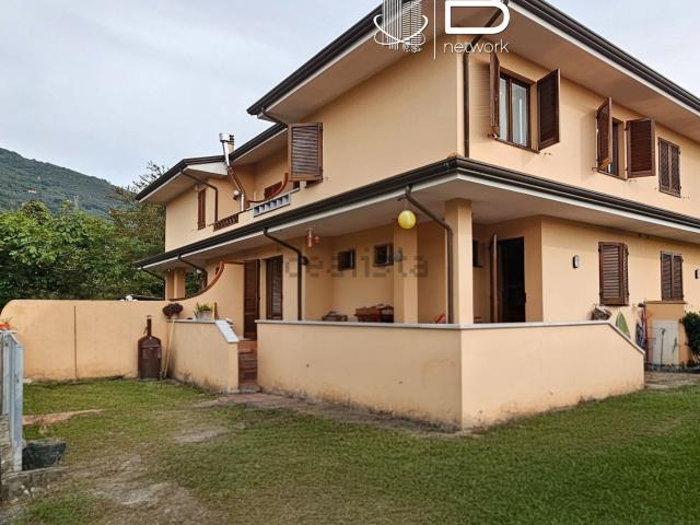 Casa in vendita a Ponterosso, Pietrasanta