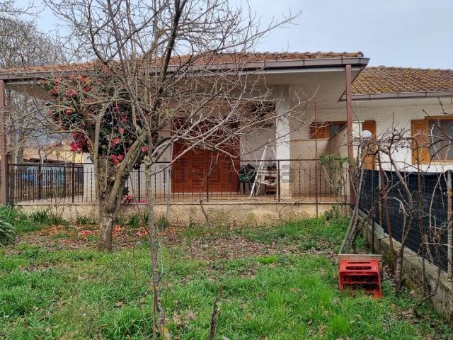 Casa in vendita a San Bartolomeo, Roma Capitale