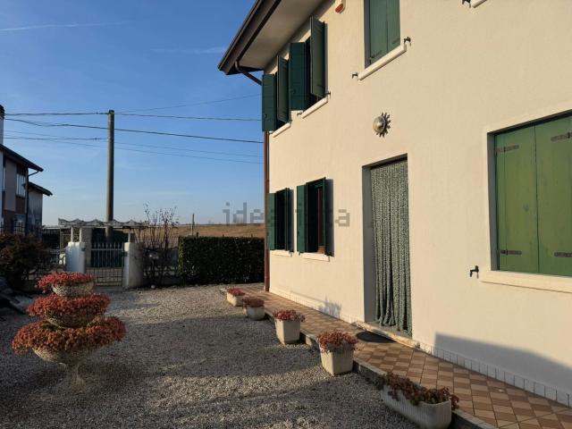 Casa in vendita a Fossalta Di Piave, Veneto
