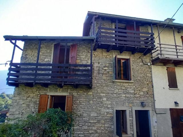 Casa in vendita a Brancilione, Corna Imagna