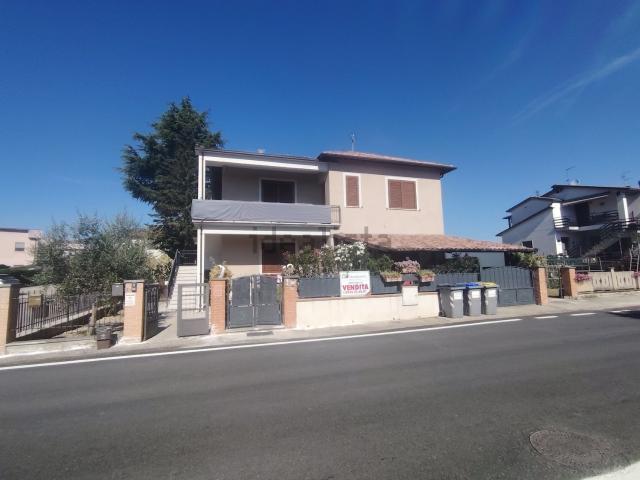 Casa in vendita a Scatarci, Spoleto
