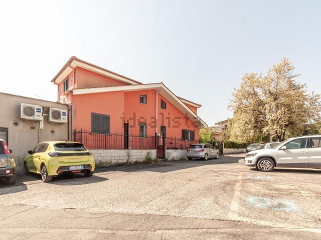 Casa in vendita a Guidonia Montecelio, Roma Capitale