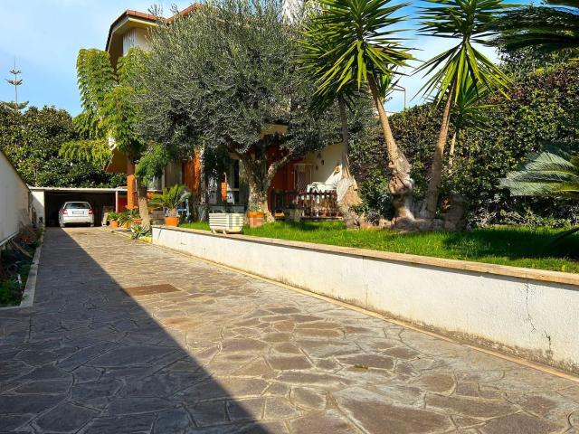 Casa in vendita a Fregene, Roma Capitale