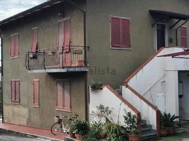 Casa in vendita a San Lorenzo, Marina Di Massa