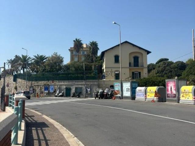 Casa in vendita a Levante, Serra Riccò