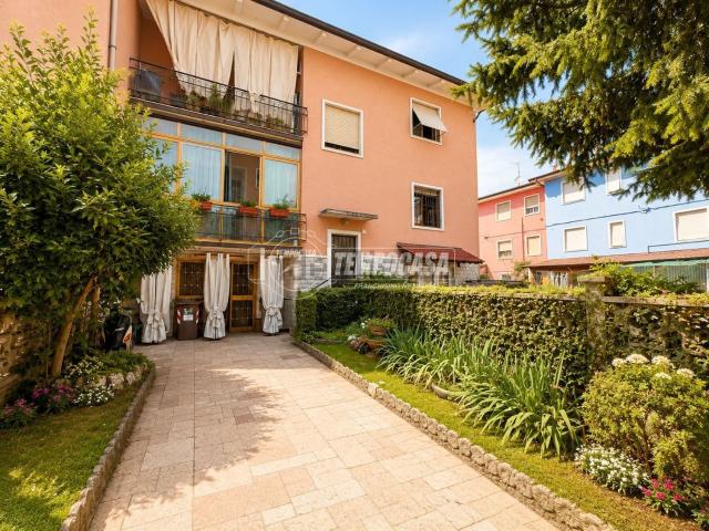 Casa in vendita a Zona Sud, Brescia