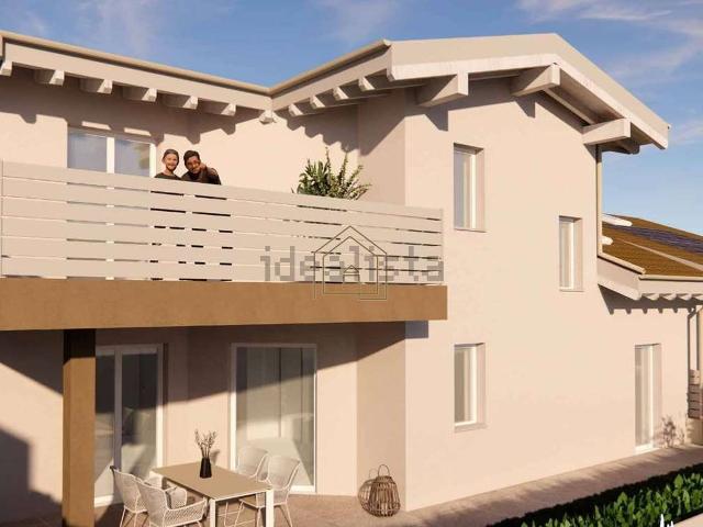 Casa in vendita a Desenzano Del Garda, Brescia