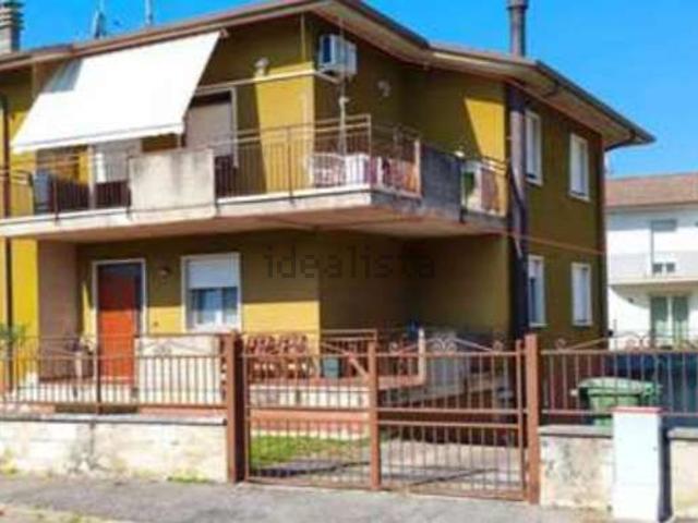 Casa in vendita a Dossetto, Villafranca Di Verona